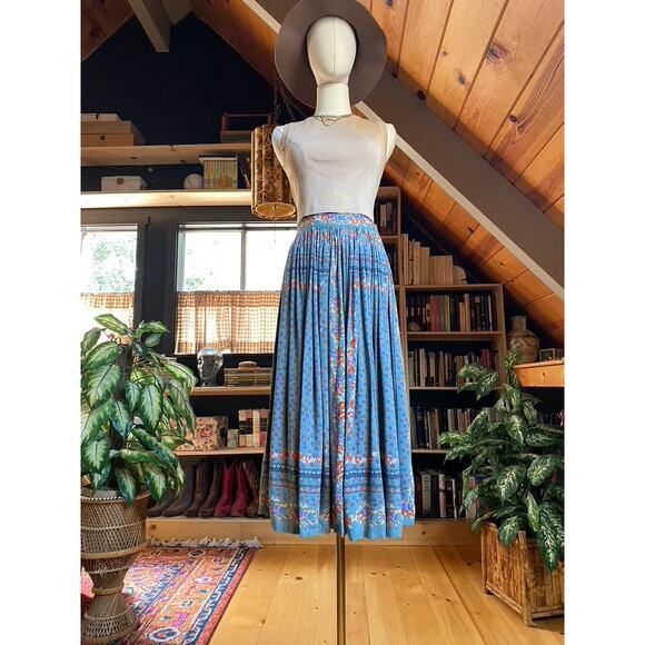 Vintage Skirt - Picture 8 of 8